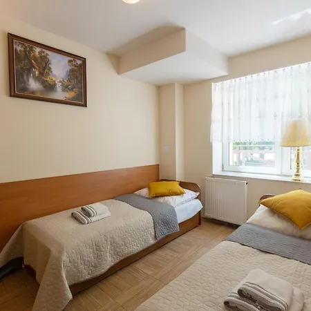 فندق مبيت وإفطار Sadyba Spa 3*